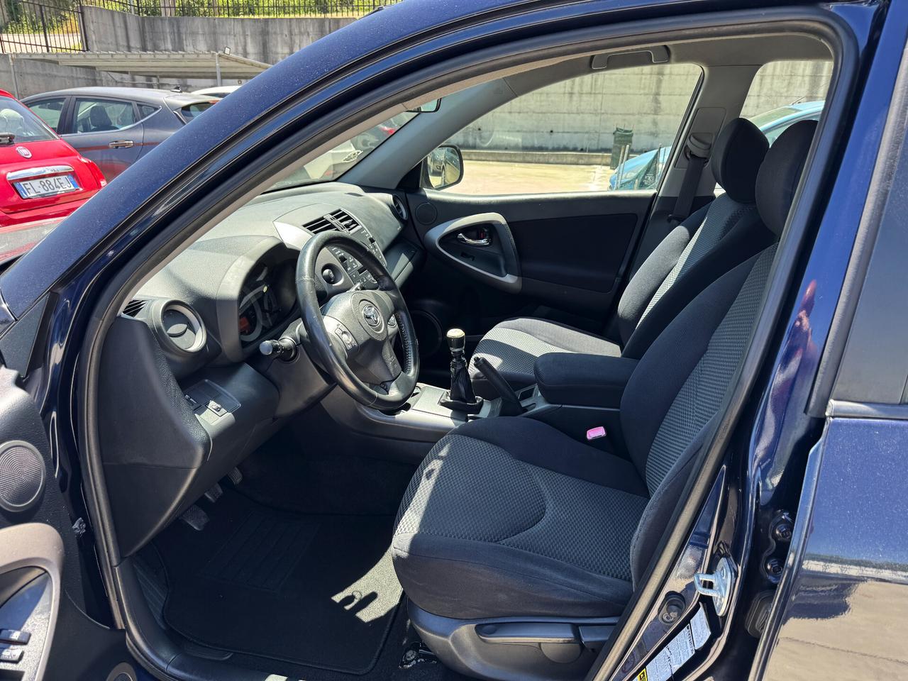 Toyota Rav-4 2.2 D-4D 136CV Sol/4WD