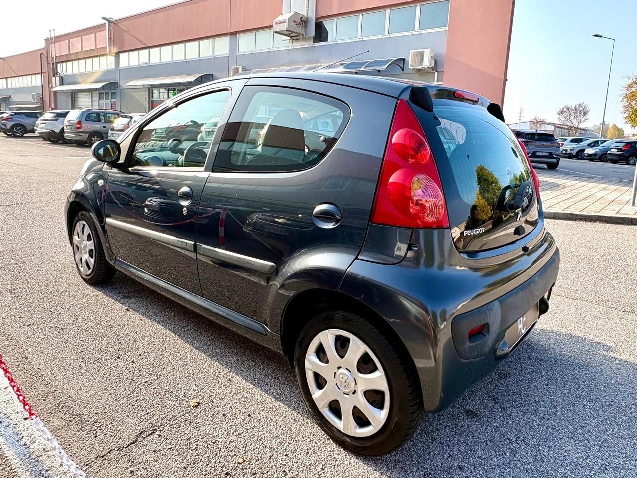 Peugeot 107 1.0 Neopatentati