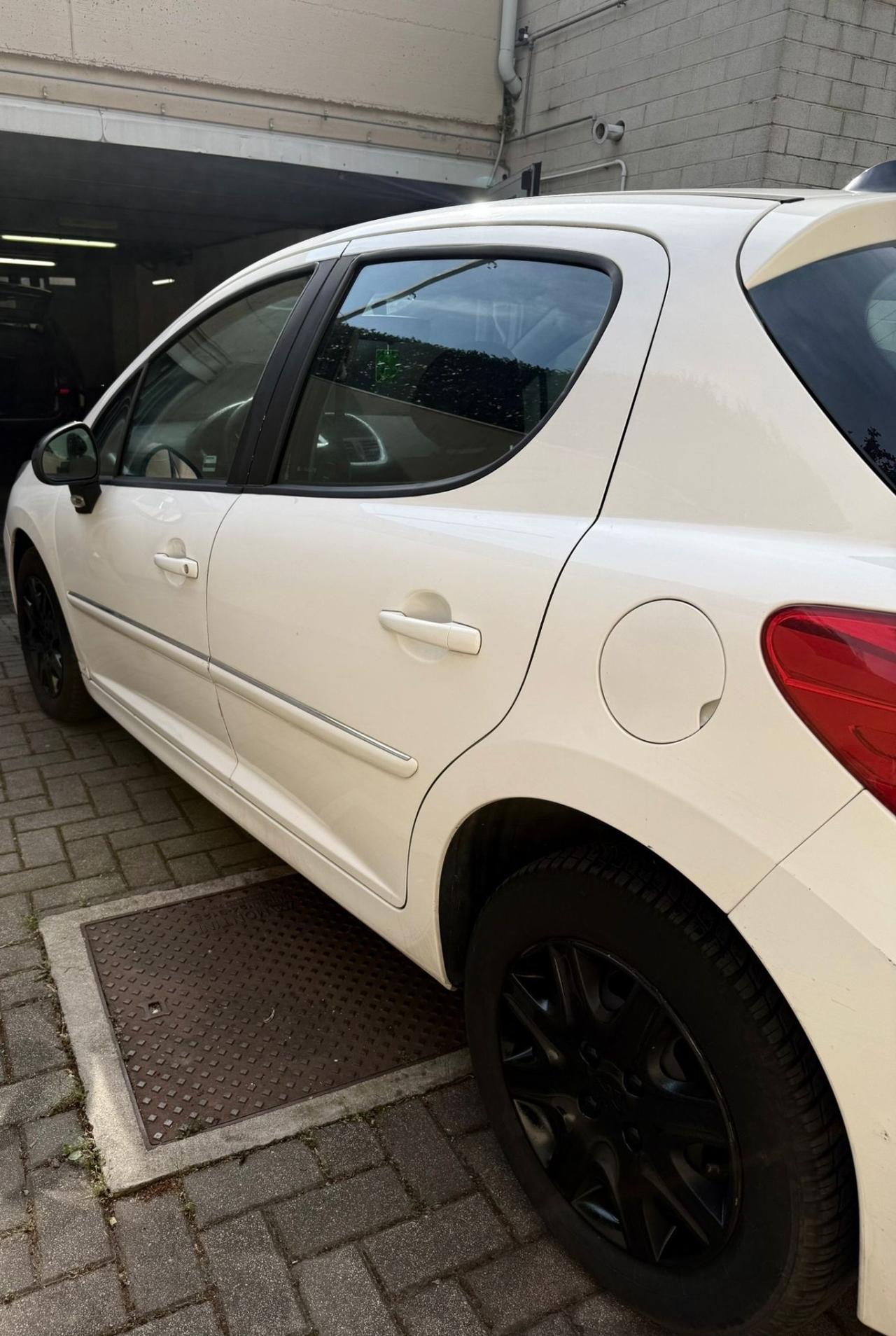 Peugeot 207 1.4 8V 75CV 5p. Energie ECO GPL