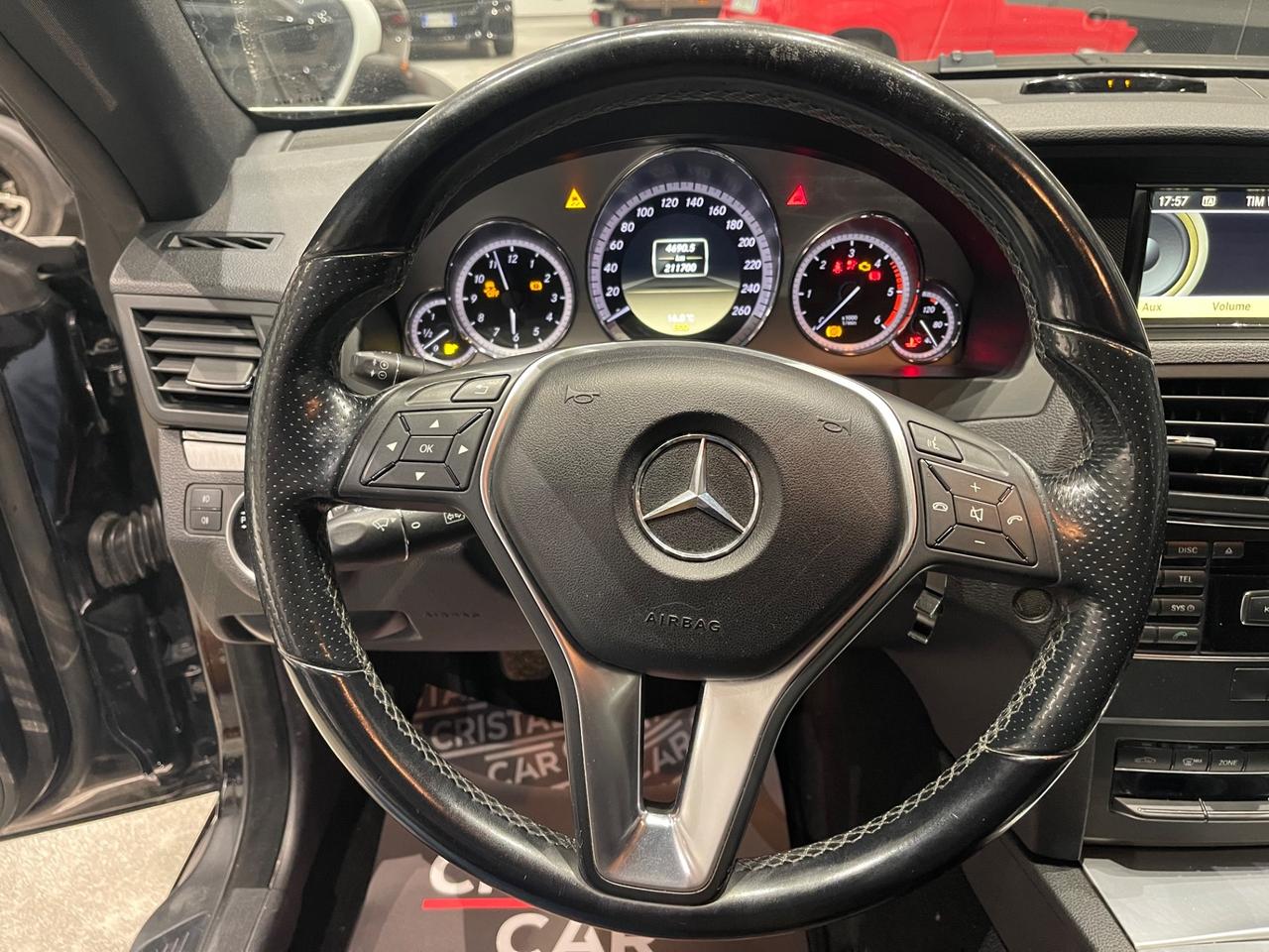 Mercedes-benz E 220 CDI Coupé BlueEFFICIENCY Avantgarde