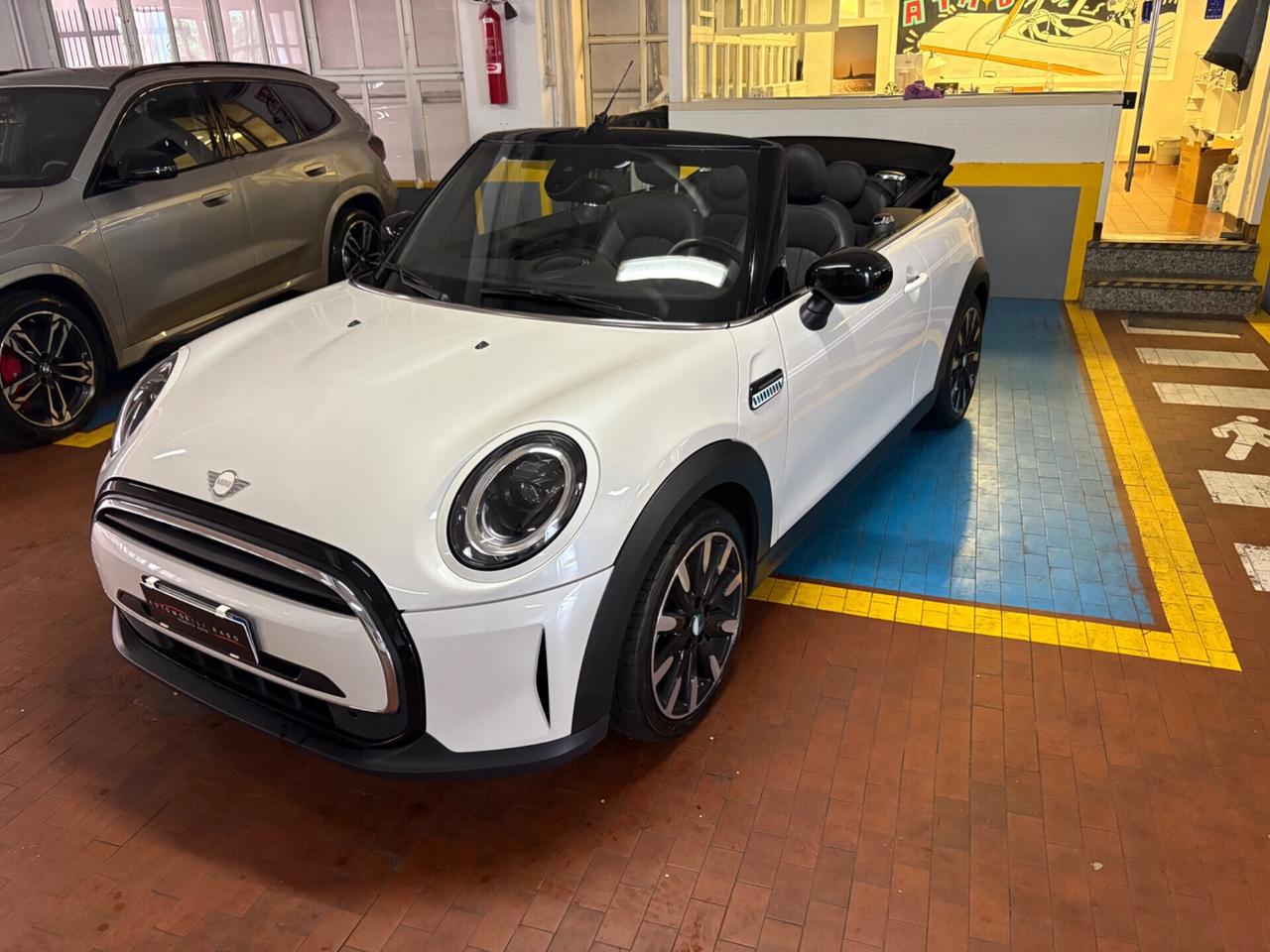 Mini 1.5 Cooper Resolute Cabrio