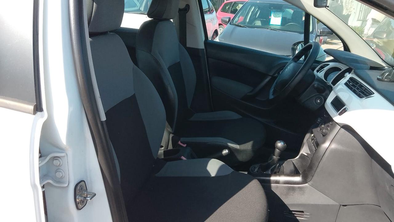 Citroen C3 1.1 benzina neo patentati