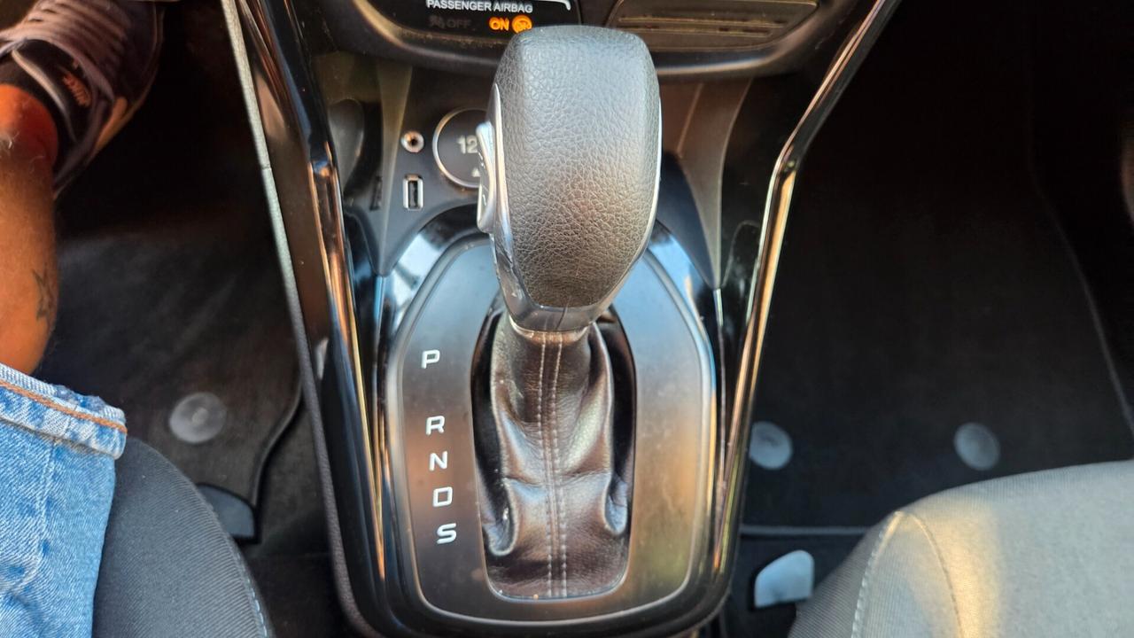 Ford B-Max 1.6 105 CV Powershift Titanium neo patentati