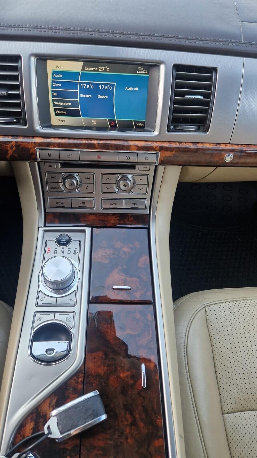 Jaguar XF 3.0 DS V6 Premium Luxury