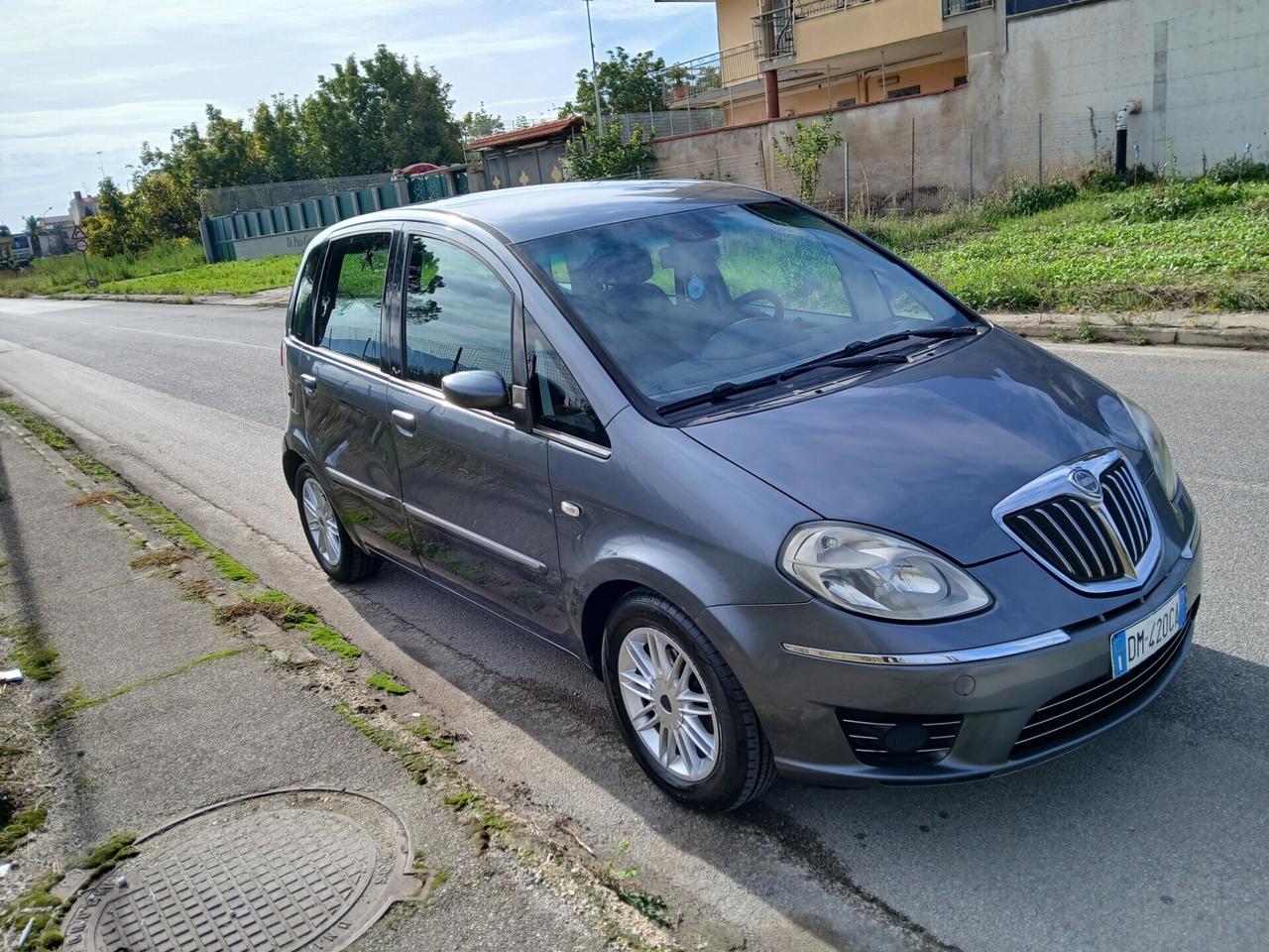 Lancia MUSA 1.4 Gpl modello full optional