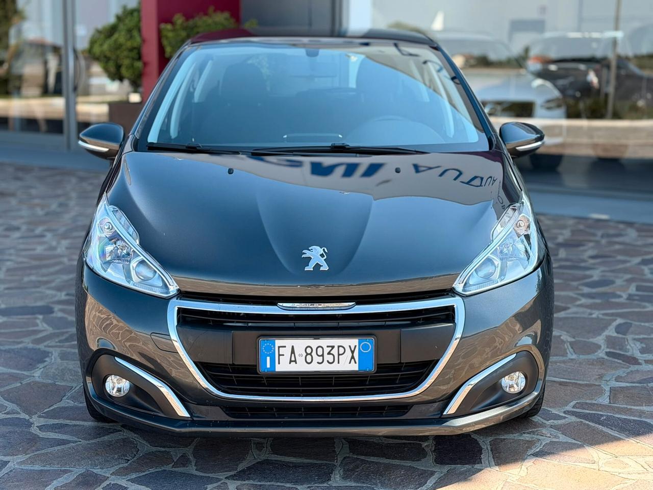 Peugeot 208 5p 1.6 bluehdi 75 cv