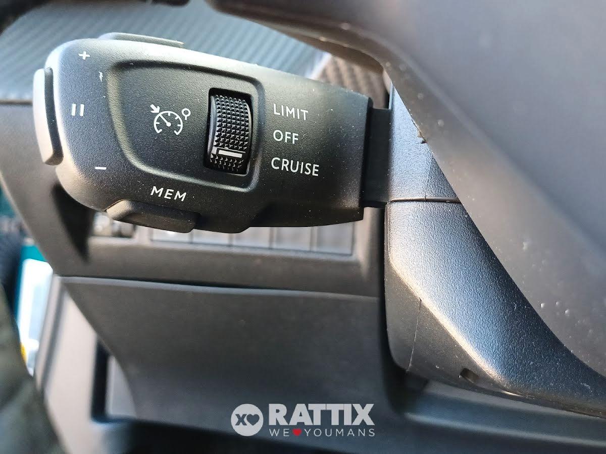 Peugeot 2008 1.2 Hybrid 136CV Allure e-DCS6