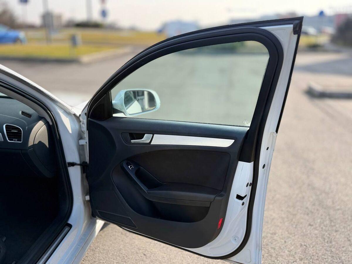 Audi A4 2.0 tdi Ambiente quattro 190cv s-tronic EURO 6 !