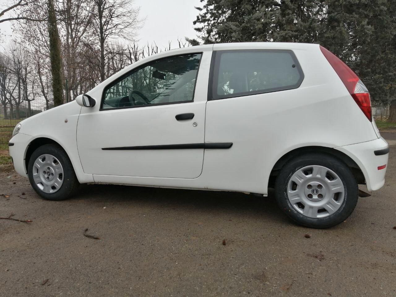 Fiat Punto Classic 1.3 MJT 16V 3 porte Idonea Neopatentati