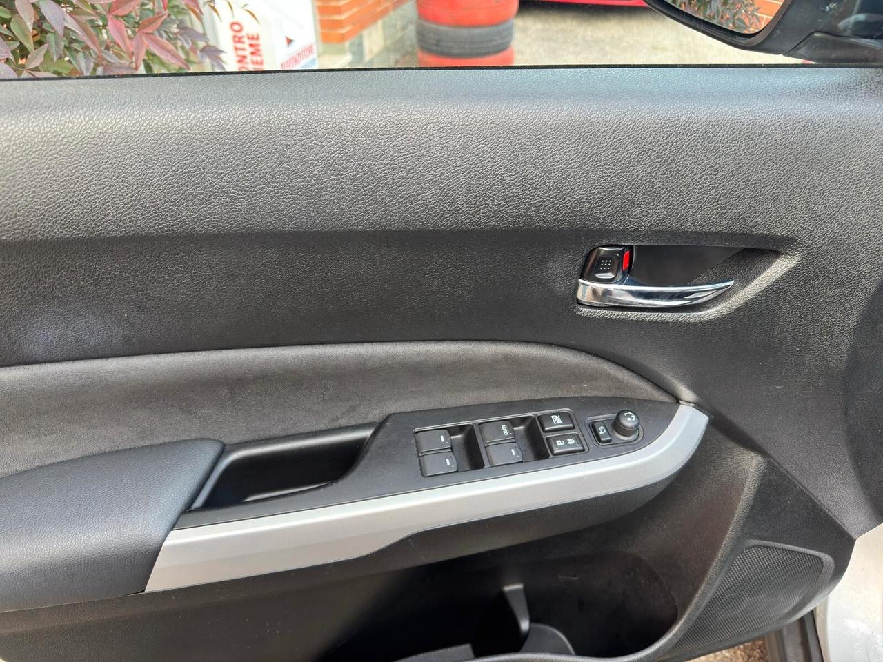 Suzuki Vitara 1.6 vvt V-Top 120cv AUTOMATICO