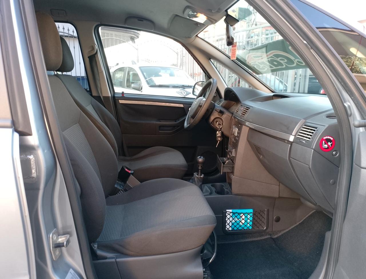 Opel Meriva 1,4 Benzina Allestimento Cosmo