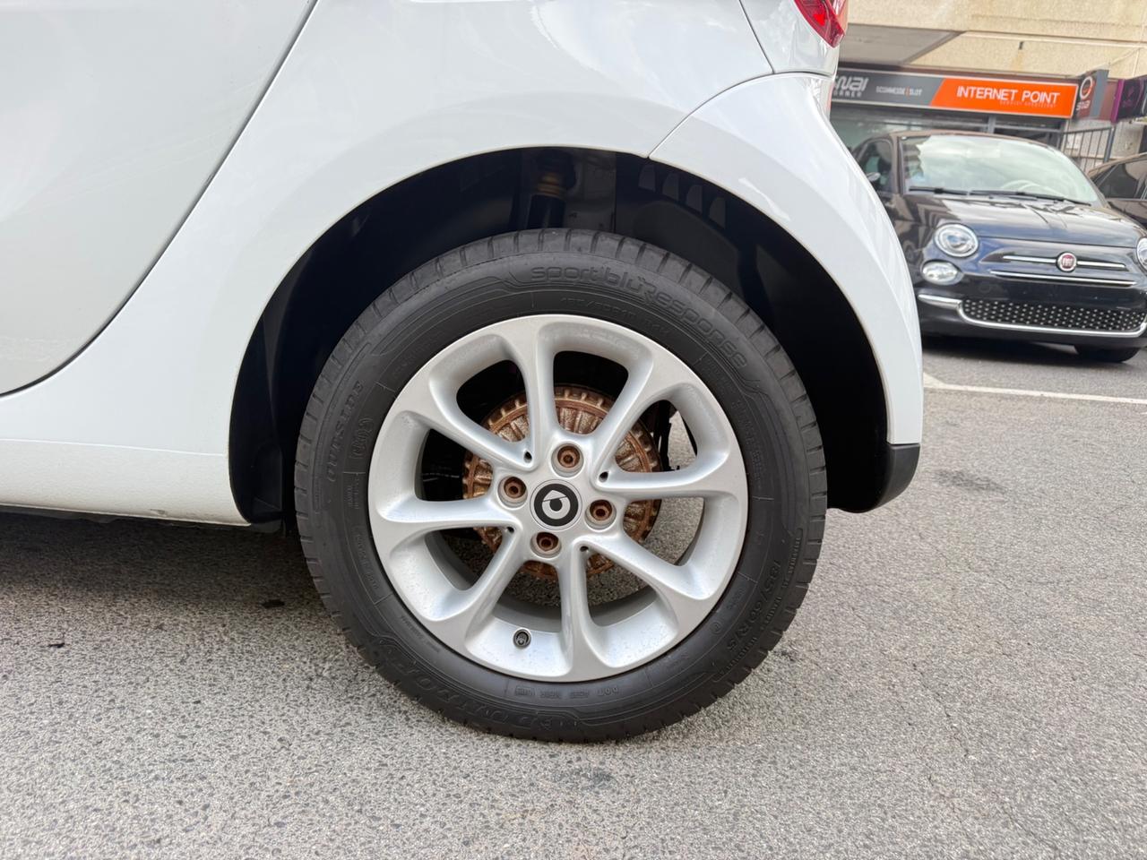 Smart ForTwo 70 1.0 twinamic Passion LED PDC BLUETOOTH CERCHI IN LEGA 15 SEDILI RISCALDATI