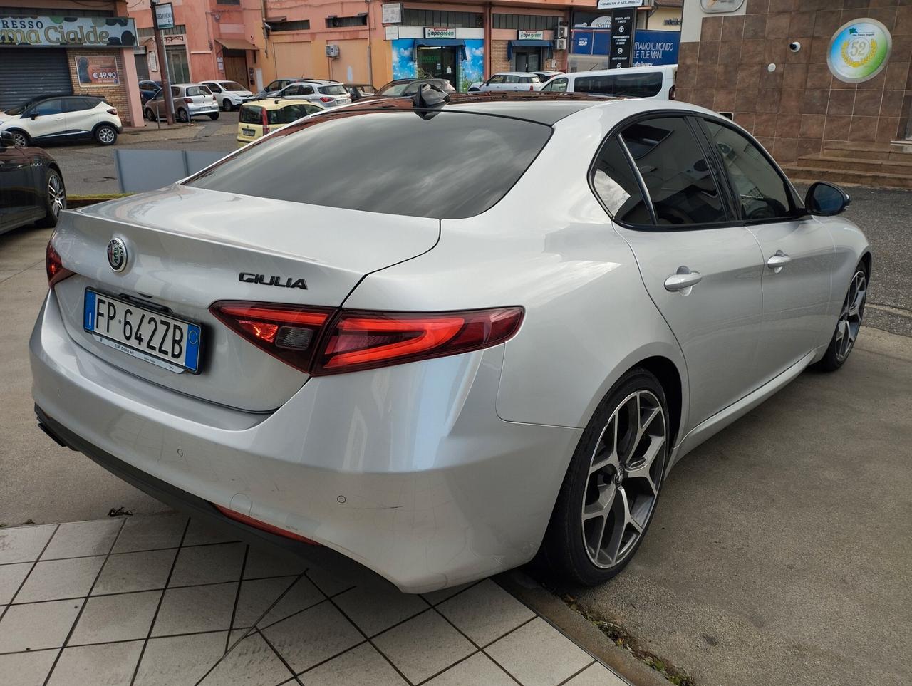 Alfa Romeo Giulia 2.2 Turbodiesel 160 CV AT8