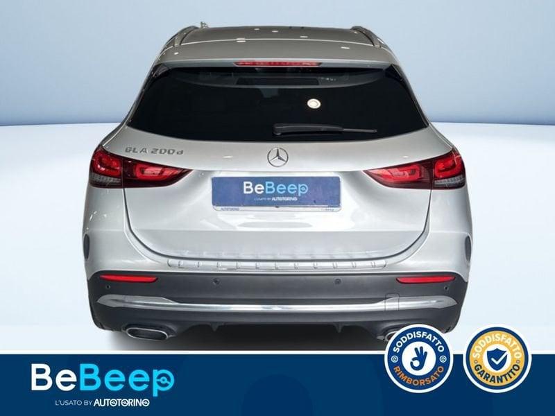 Mercedes-Benz GLA 200 D PREMIUM 4MATIC AUTO