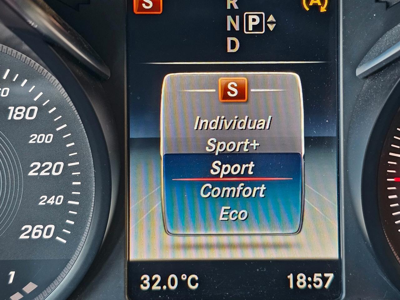Mercedes-benz C 220 d BlueTec Automatic Sport