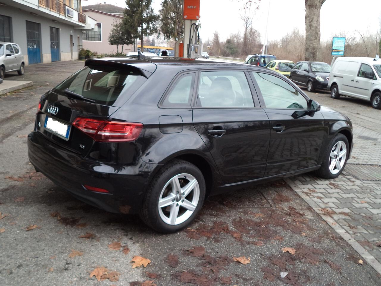 Audi A3 SPB 1.6 TDI 116 CV S tronic Business