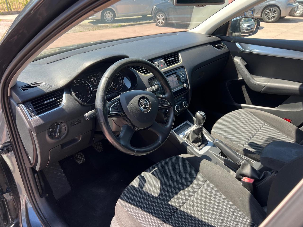 Skoda Octavia 1.6 TDI CR 105 CV Elegance
