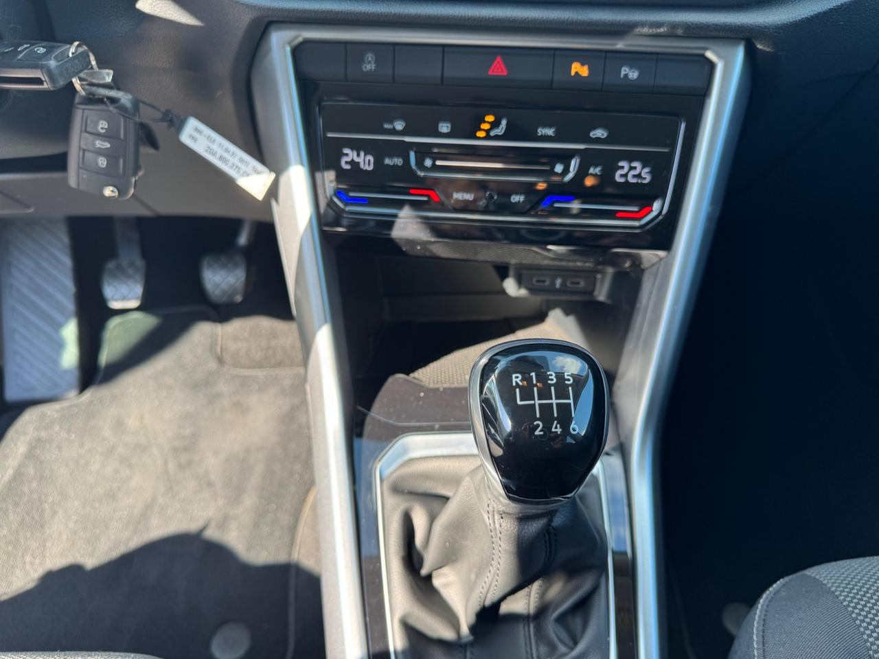 Volkswagen T-Roc 1.0 TSI Style ADATTA A NEOPTANTATI