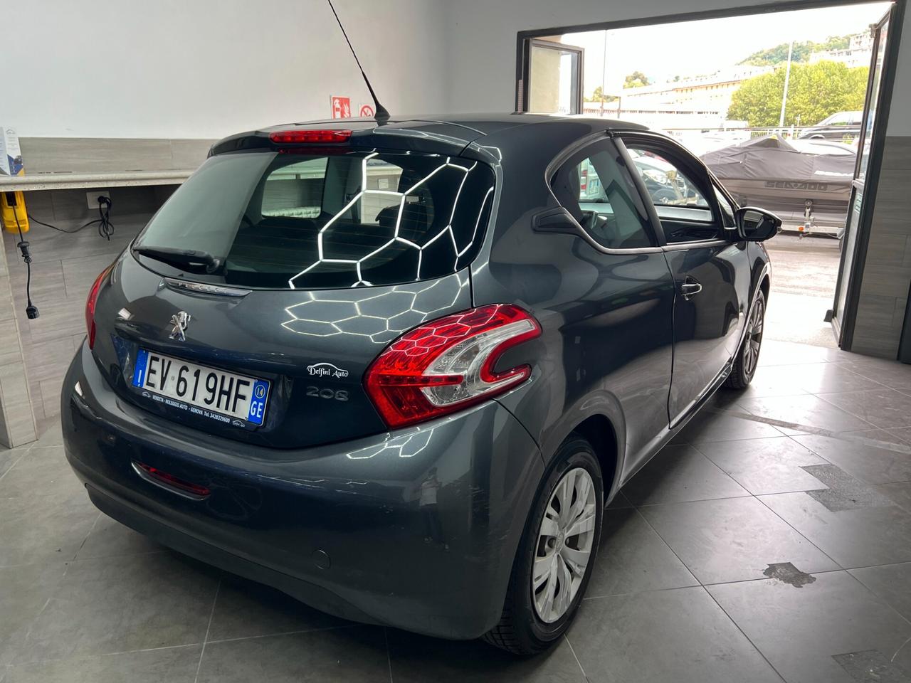Peugeot 208 PureTech 82 3 porte Allure
