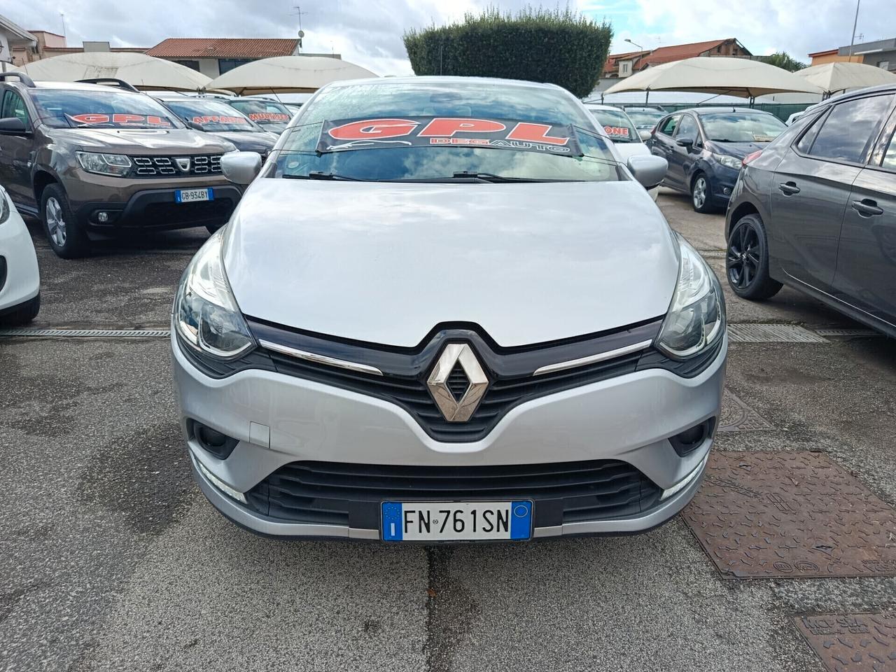 Renault Clio 1.2 Gpl di serie 90CV 5 porte Business