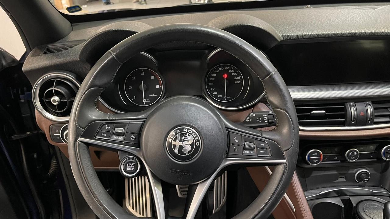 Alfa Romeo Stelvio 2.2 Turbodiesel 210 CV AT8 Q4 Executive