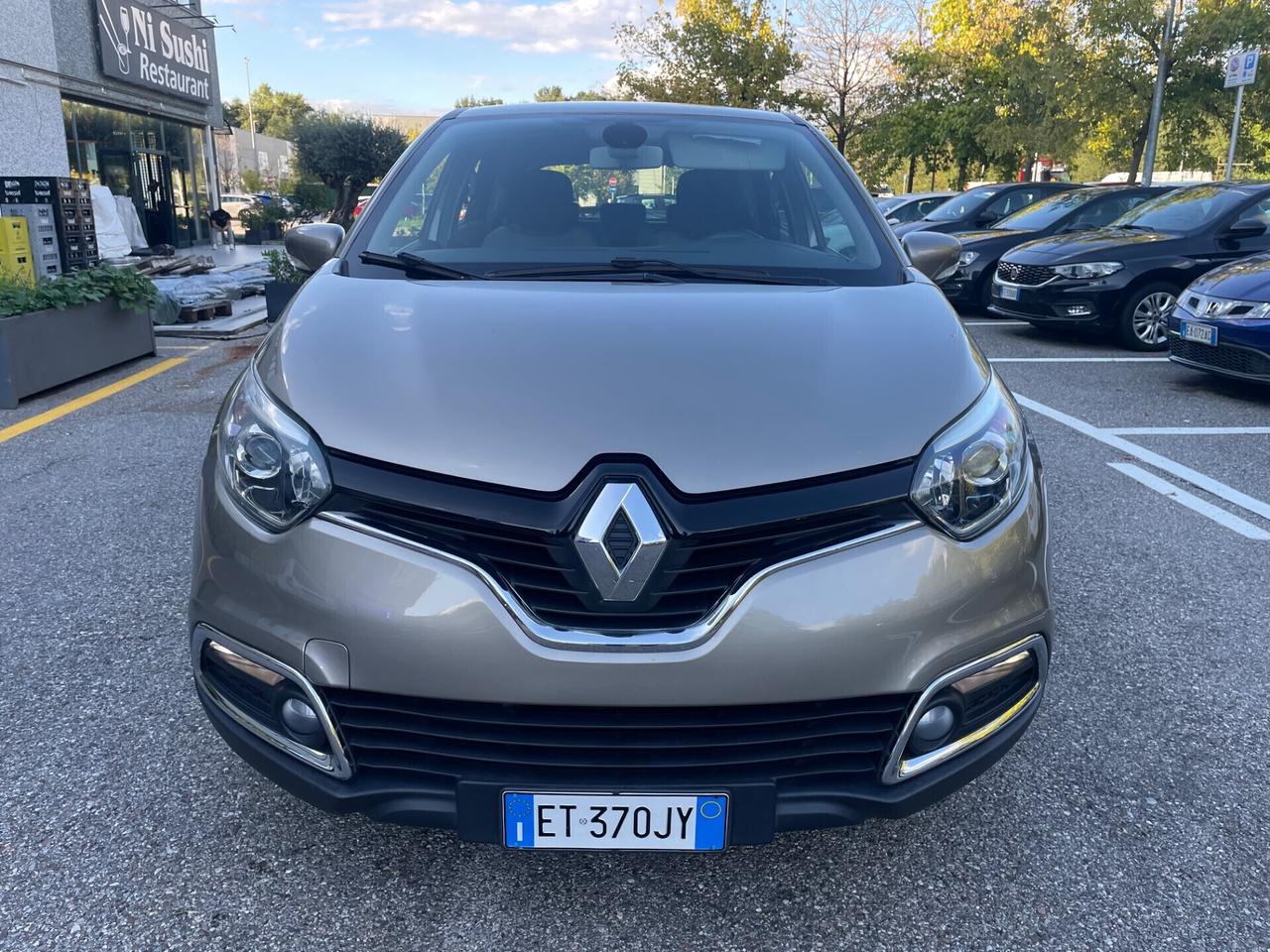 Renault Captur 1.5 dCi 8V 90 CV*Neopatentati*Automatik*Cerchi*