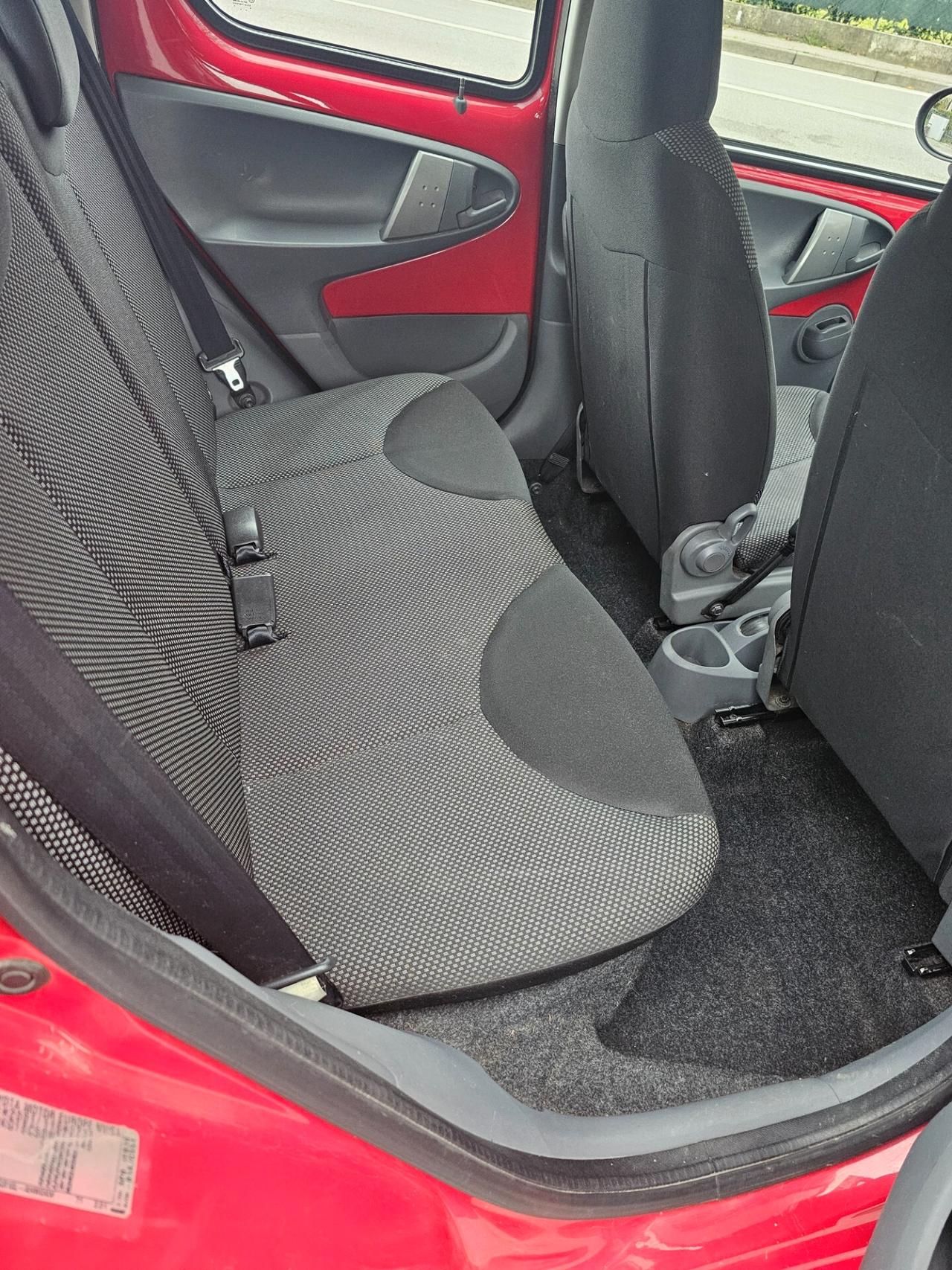 Toyota Aygo 1.0 12V VVT-i 5 porte Now