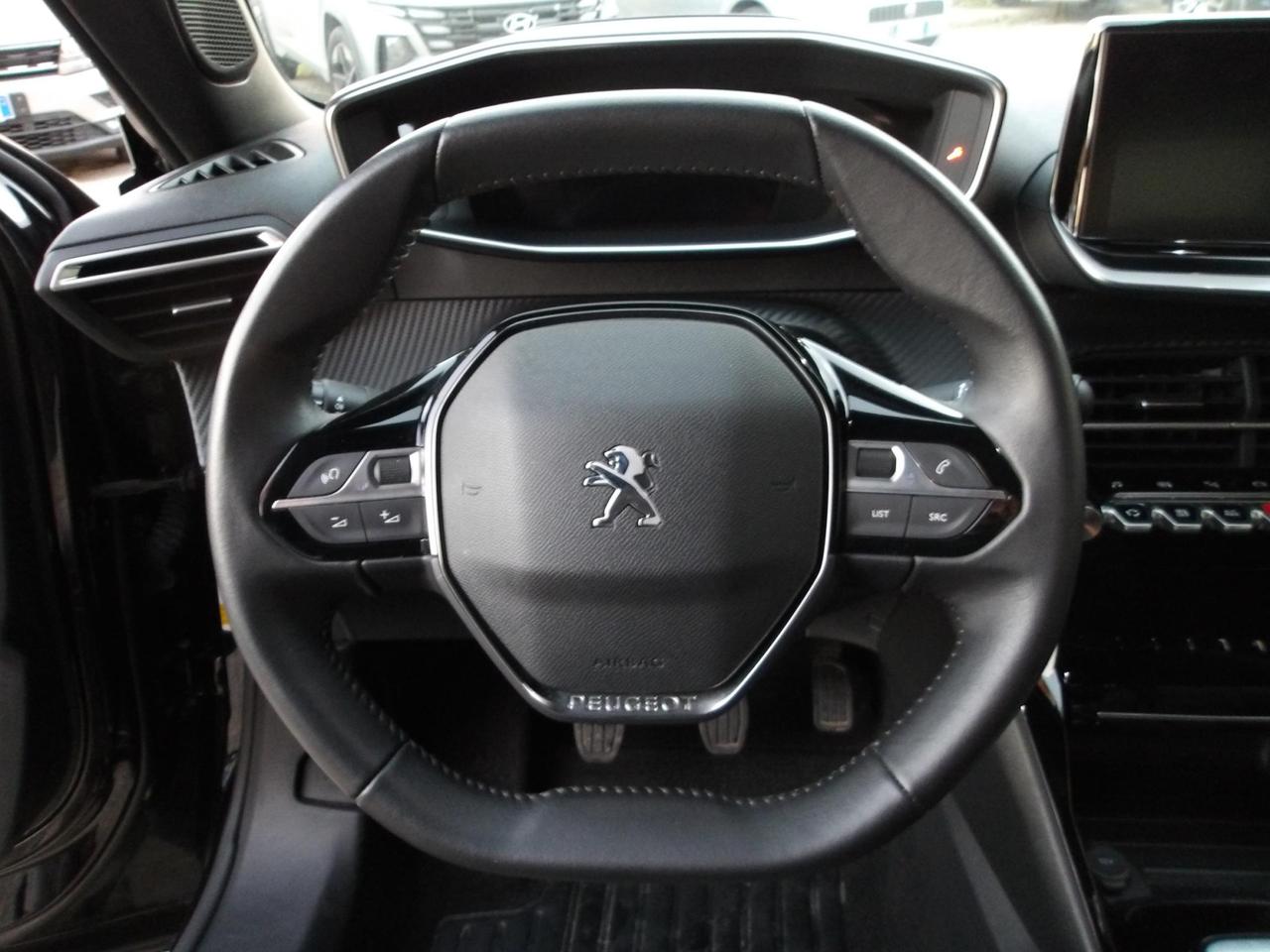 Peugeot 2008 1.2 puretech Allure Pack 130cv