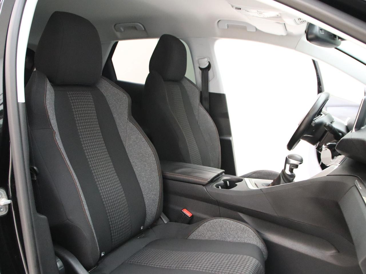 Peugeot 3008 1.5 bluehdi Active