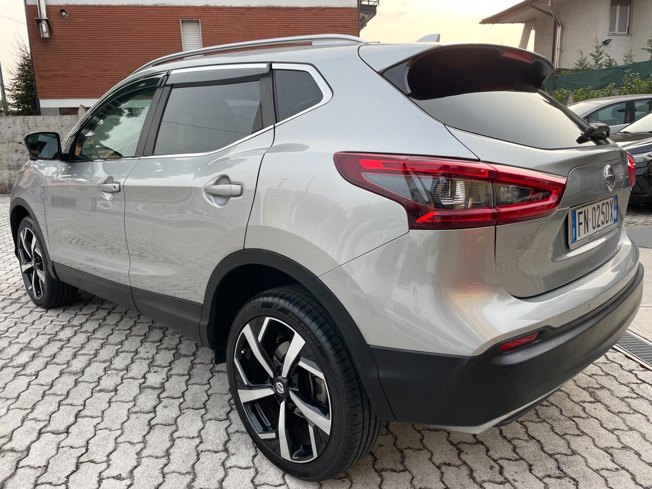 Nissan Qashqai 1.2 DIG-T Tekna+