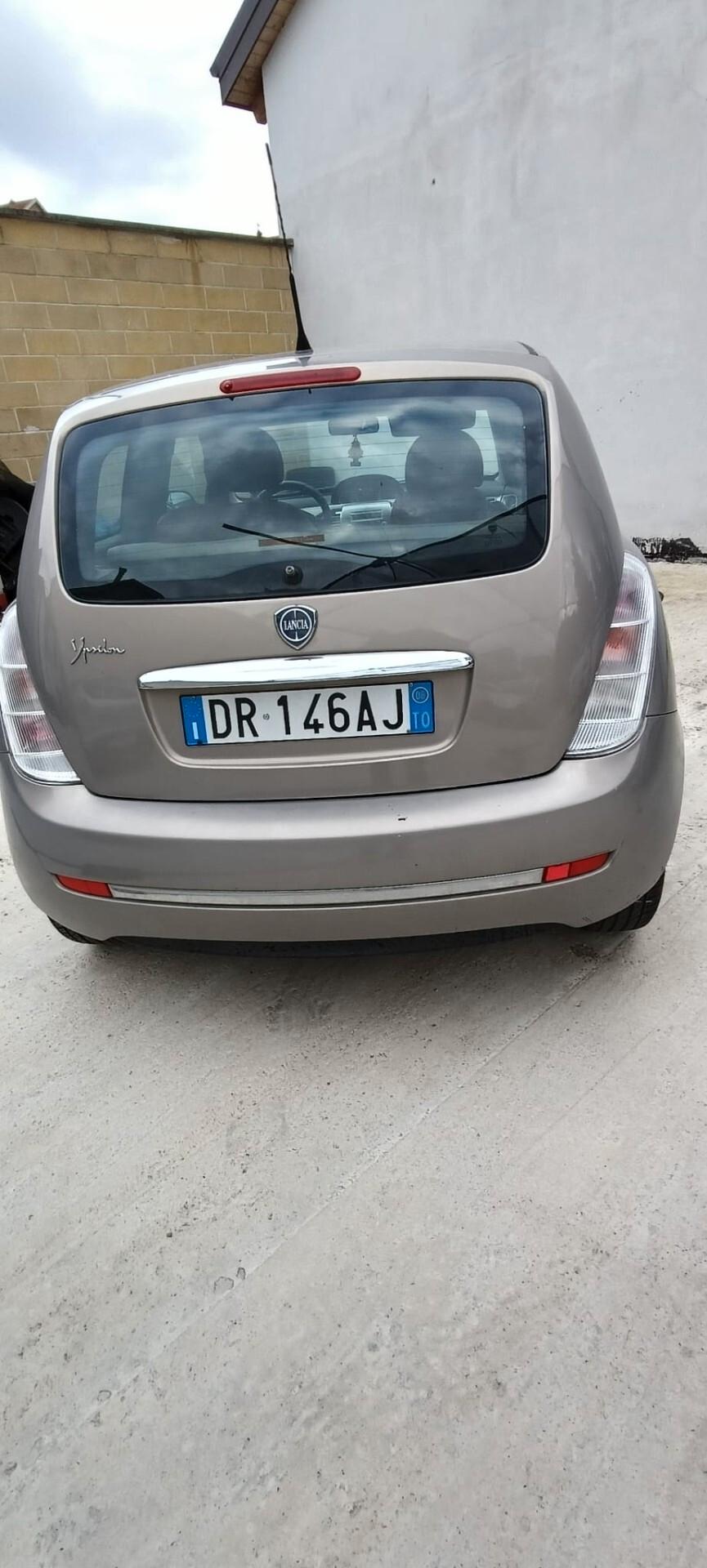 Lancia Ypsilon 1.4 16V