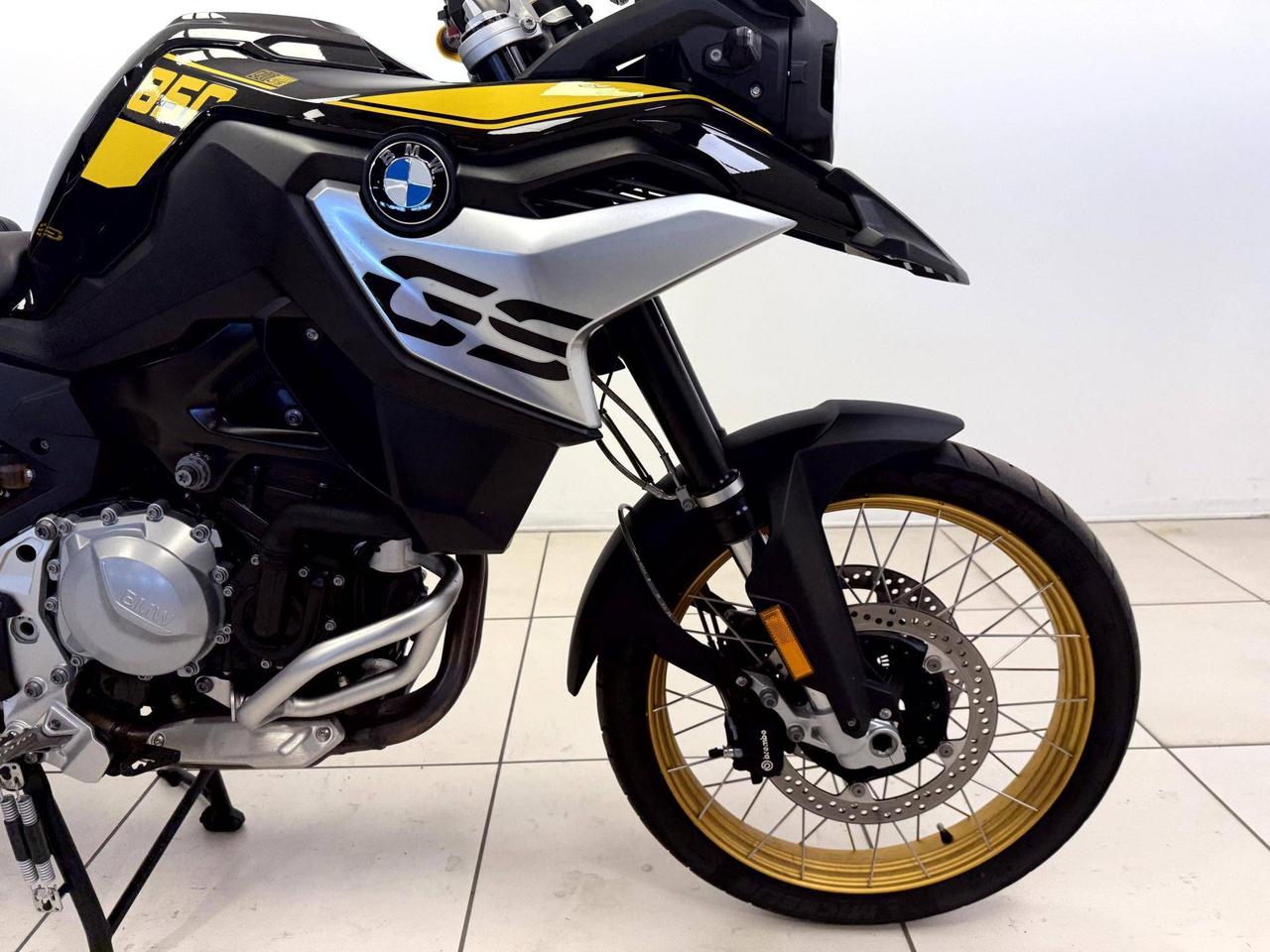 BMW F 850 GS Edition 40 Years Depotenziata A2