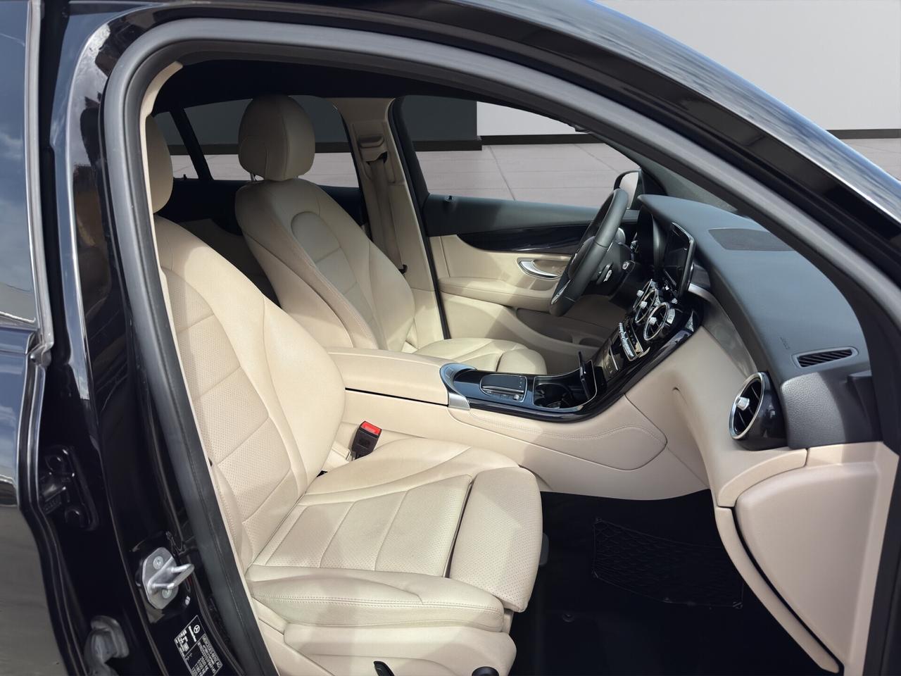 MERCEDES-BENZ GLC 220 d 4MATIC SPORT PLUS - MY21