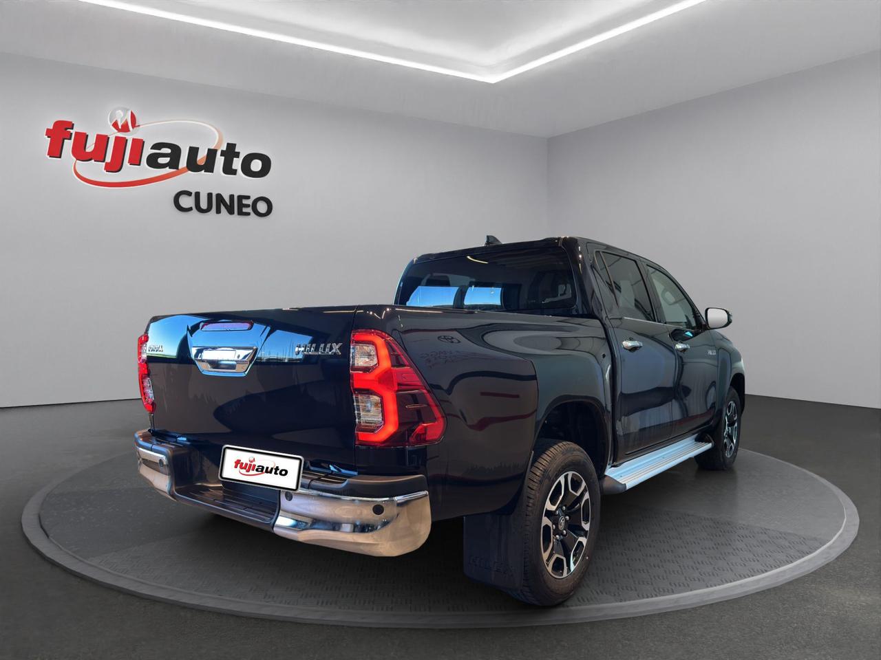 Toyota Hilux - MY25 Double Cab Executive 48V 2.8D