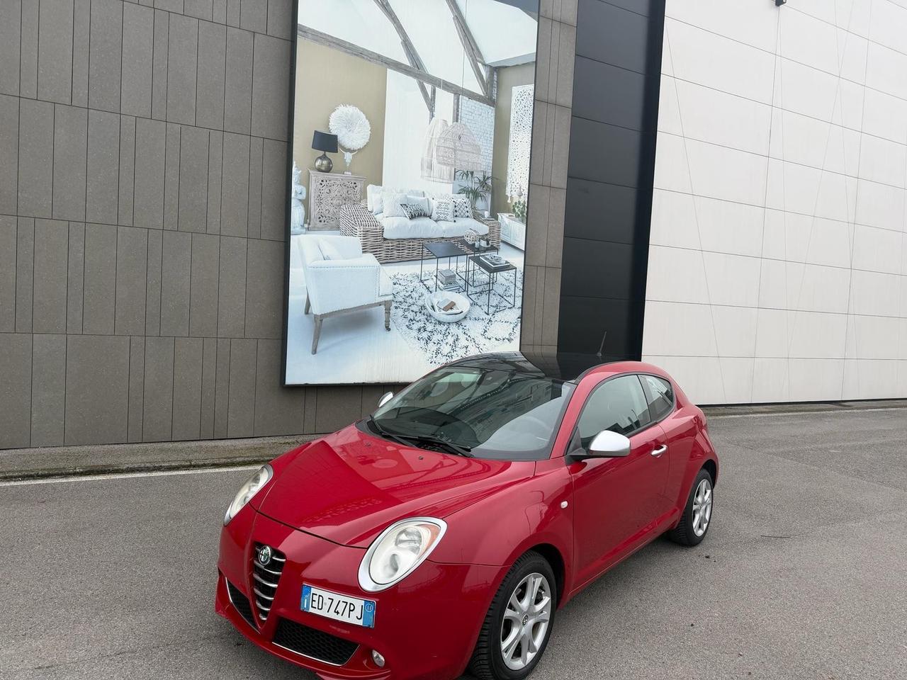 Alfa Romeo MiTo 1.4 78 CV Distinctive Sport Pack