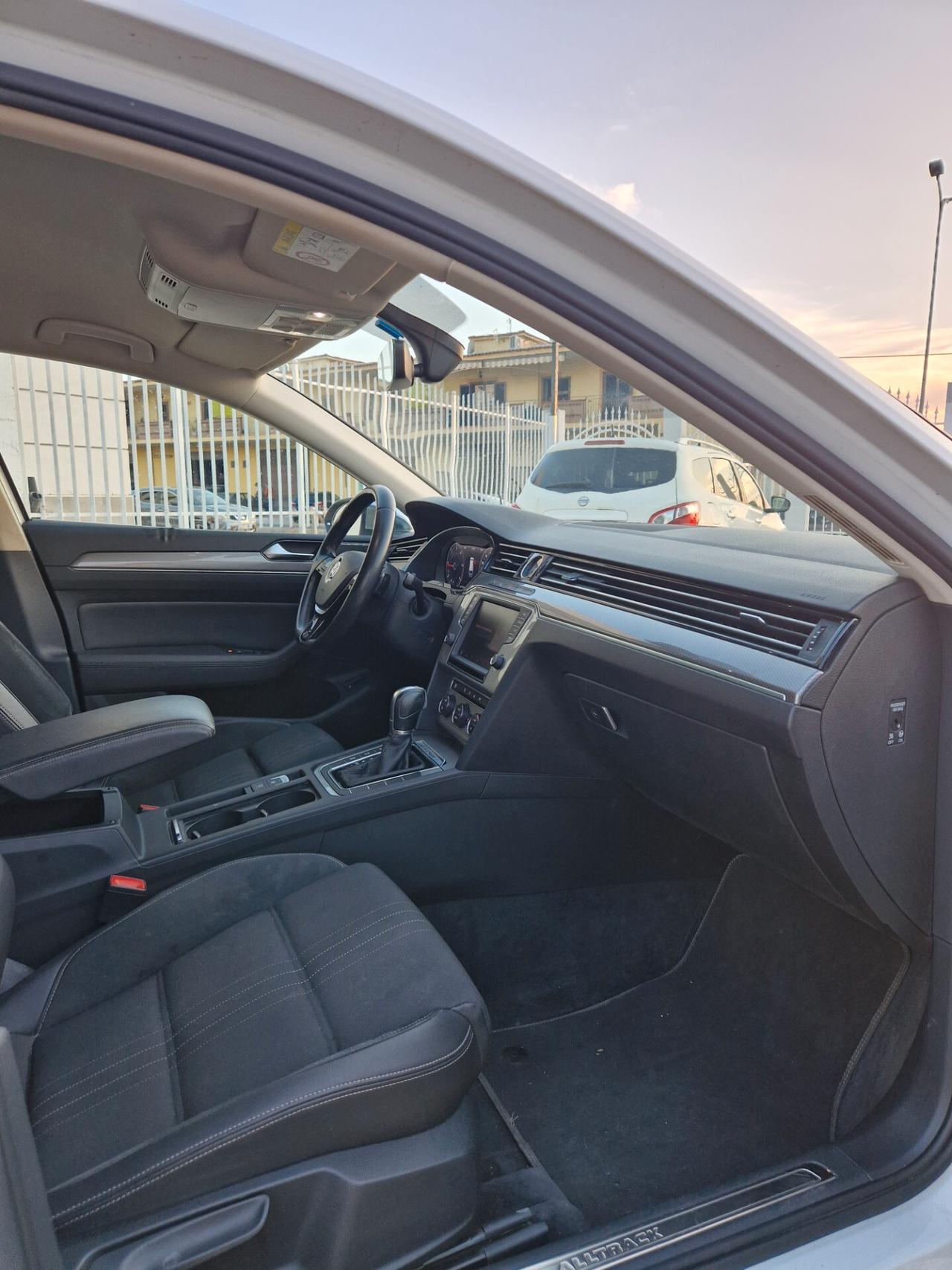 Volkswagen Passat Business Variant 2.0 BiTDI 4MOTION DSG Executive BMT