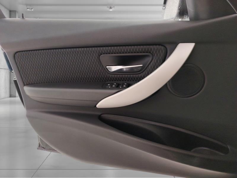 BMW Serie 3 Touring 318 d Steptronic