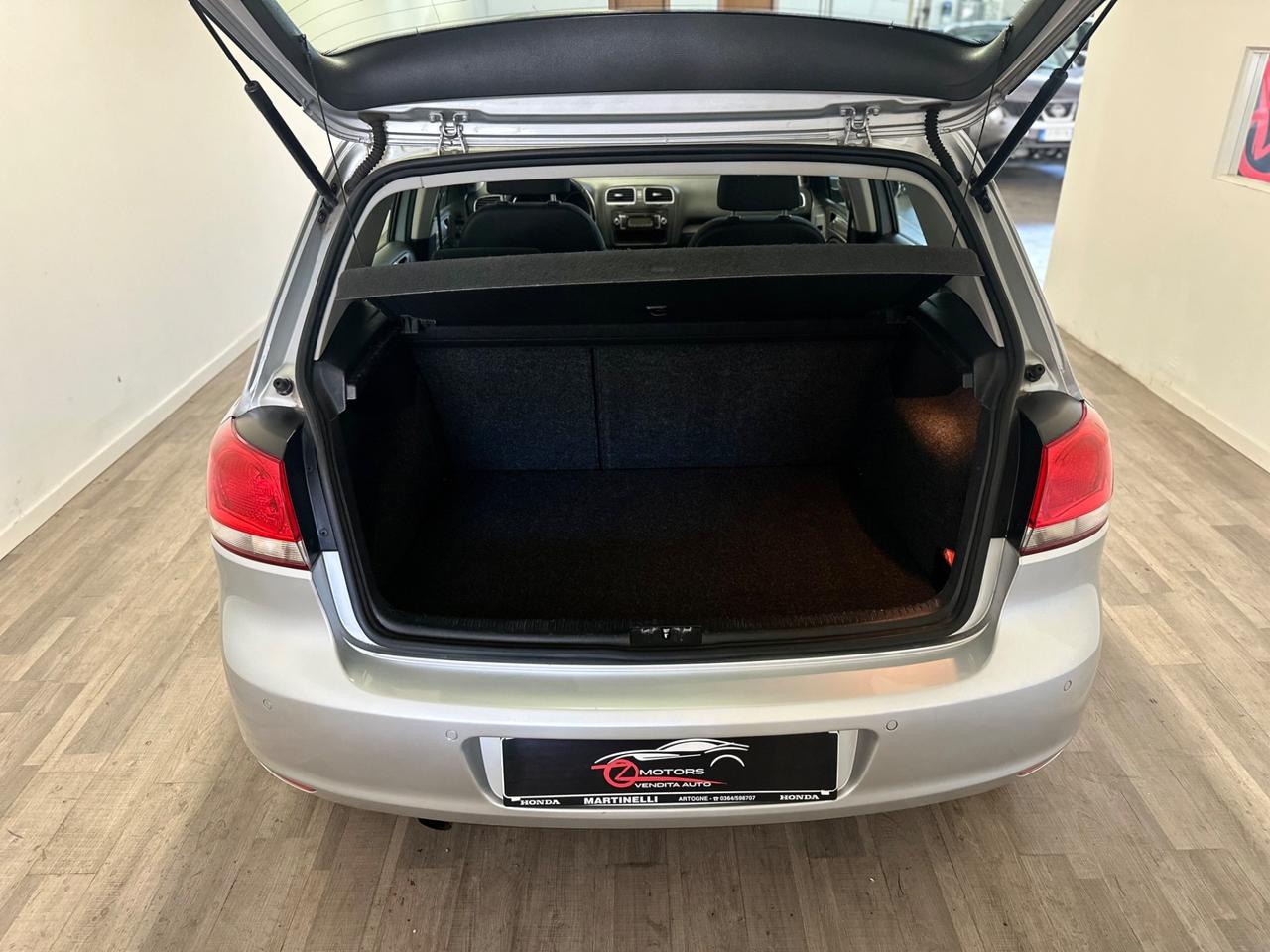 Volkswagen Golf 1.6 TDI DPF 5p. Highline NEOPATENTATI
