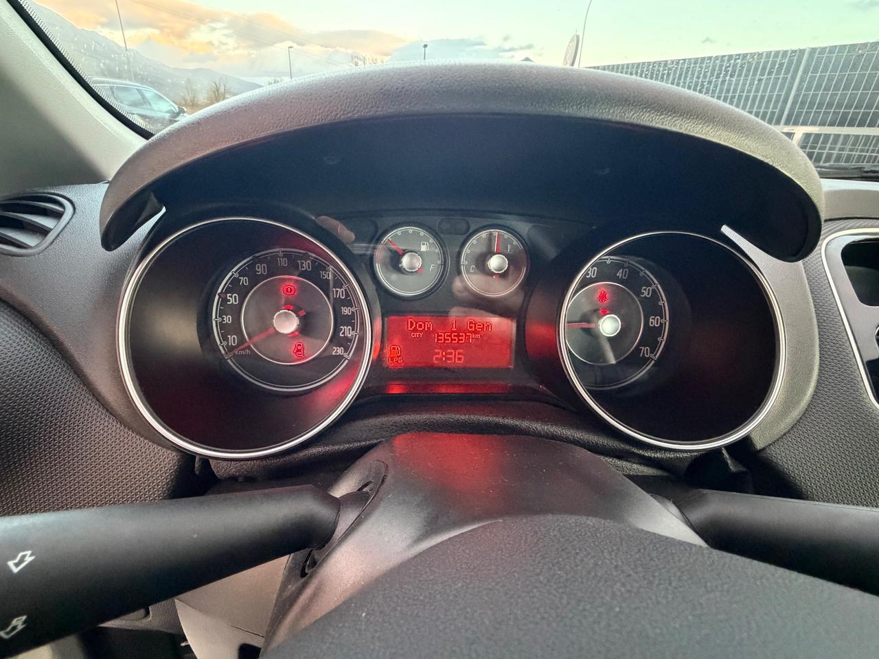 Fiat Punto 1.4 8V 5 porte GPL Street 2017