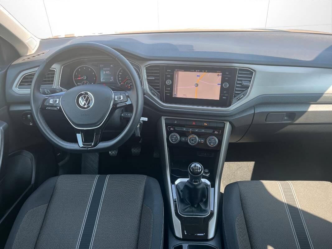 Volkswagen T-Roc 1.0 tsi Business 110cv - SOLI 30.000 KM