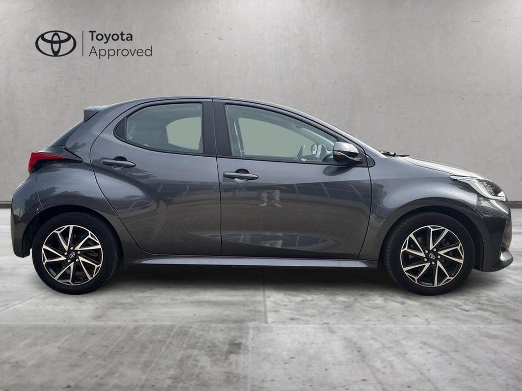 Toyota Yaris 1.5 hybrid Trend