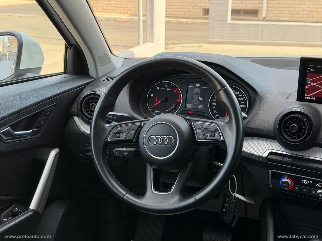 AUDI Q2 30 TDI Business