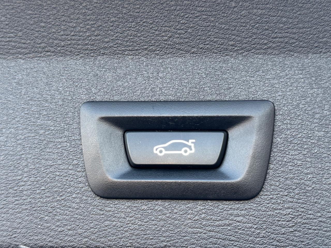 Bmw X1 sDrive18i Sport 70.000 Km Tagliandi BMW !