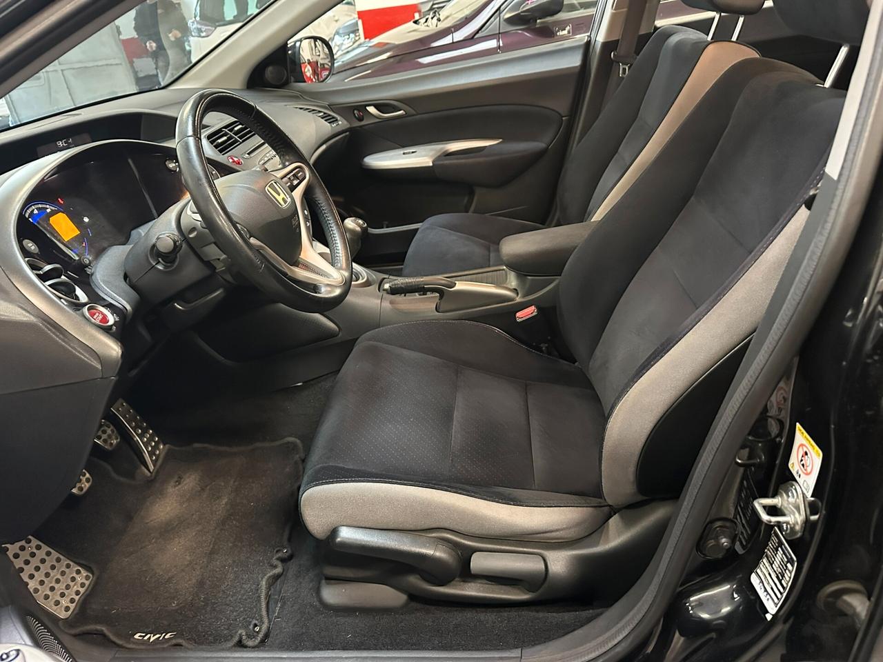 Honda Civic 1.8 i-VTEC 5p. Comfort