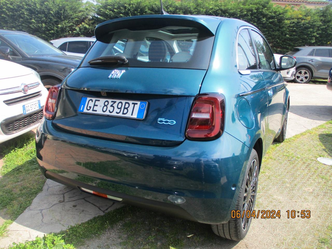 Fiat 500 La Prima Berlina 42 kWh