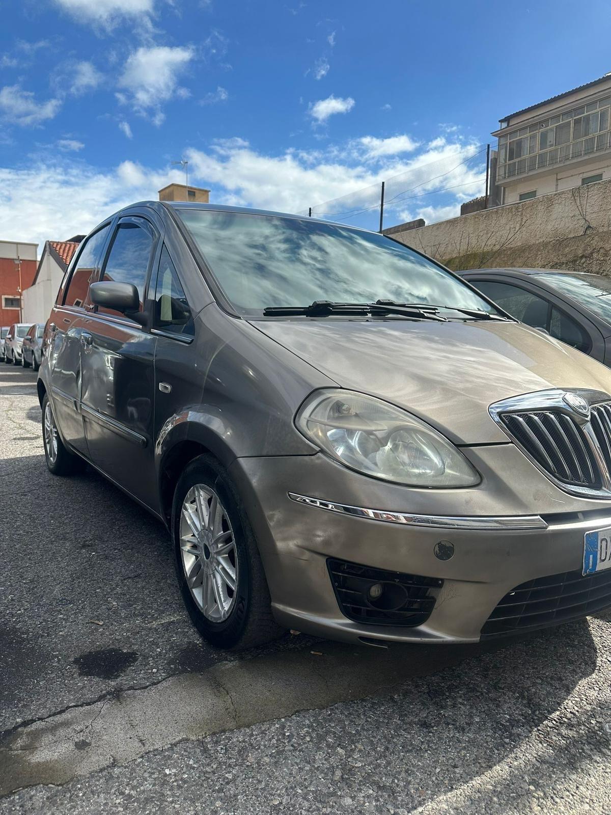 Lancia MUSA 1.6 Mjt 120 CV anno 2011