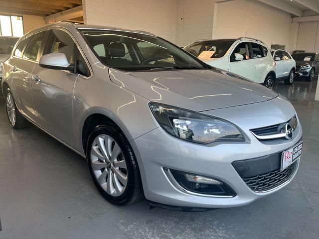 Opel Astra Sports Tourer 1.4 Benzina Cosmo 140cv euro 5b