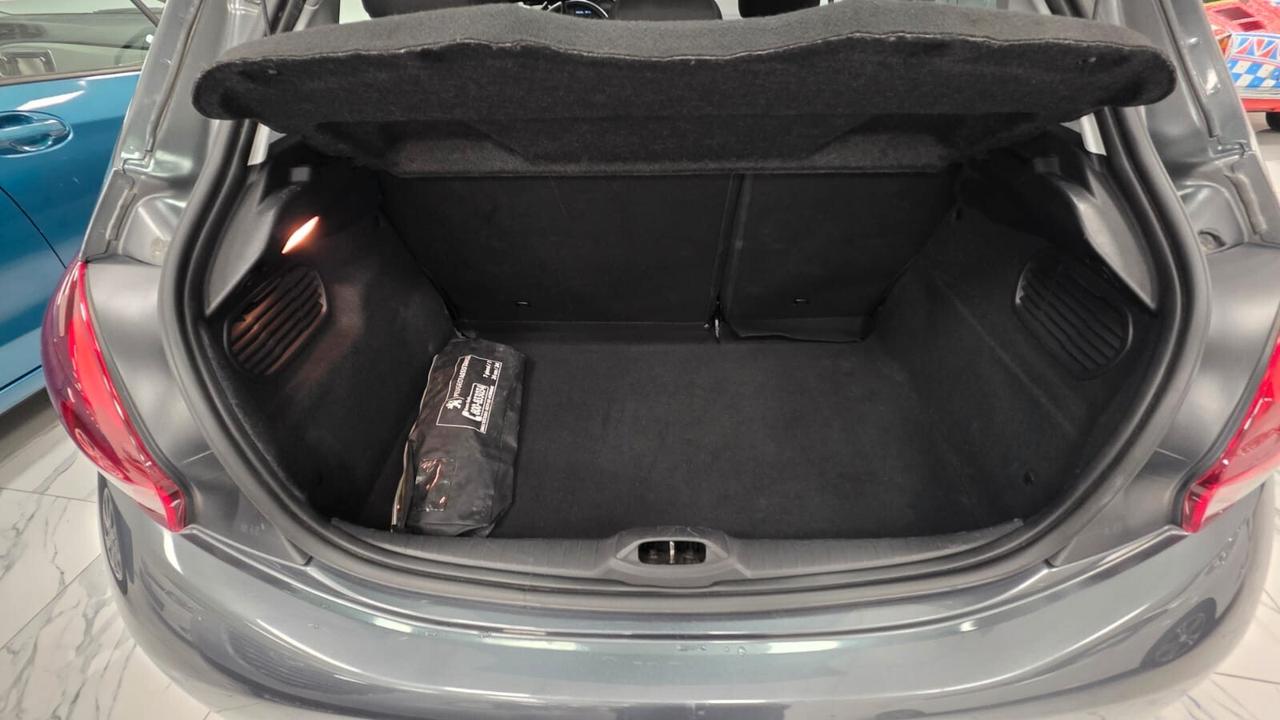 Peugeot 208 BlueHDi 75 5 porte Allure