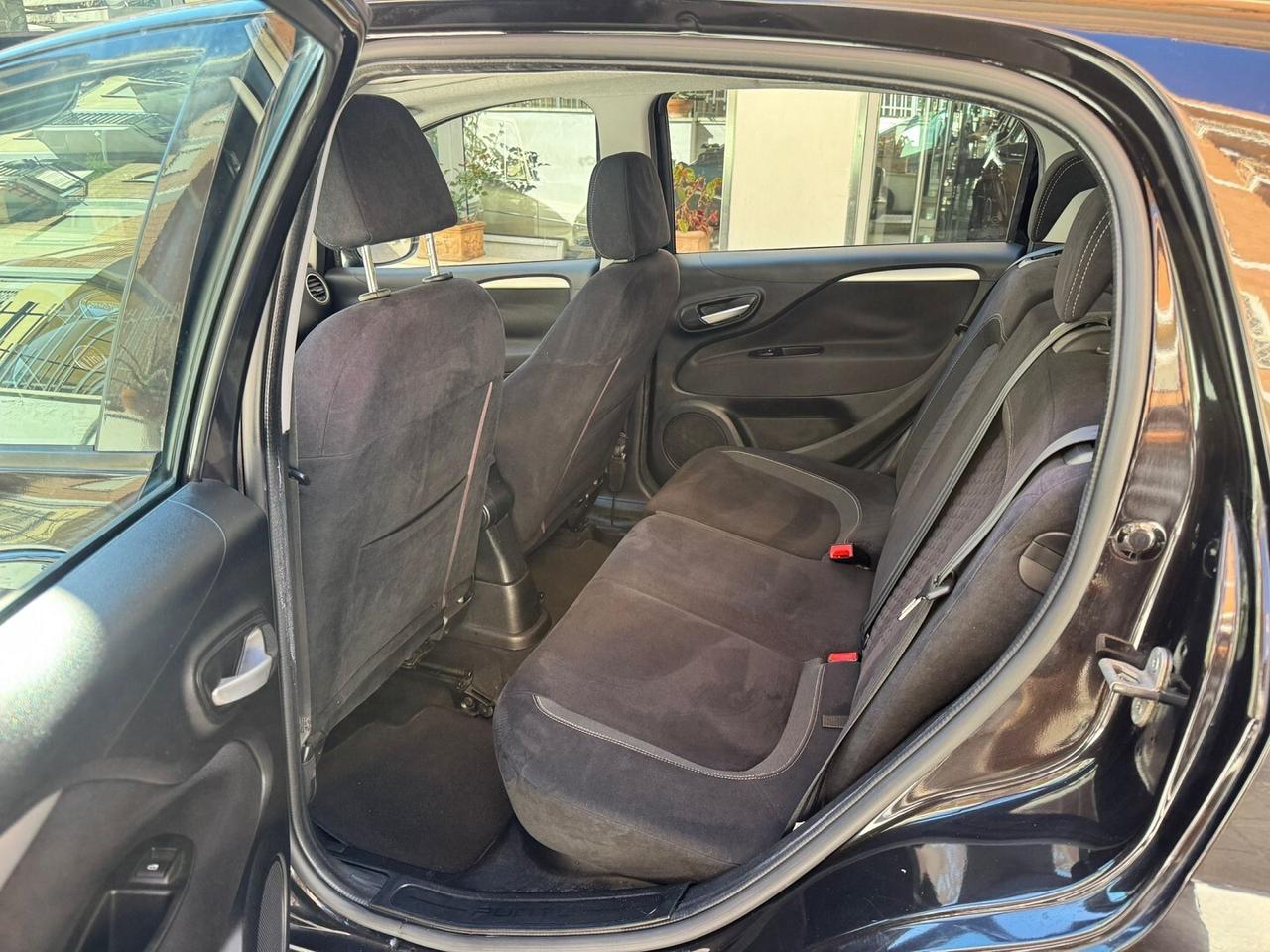 FIAT Punto 1.3 MJT S&S 85CV ECO Lounge