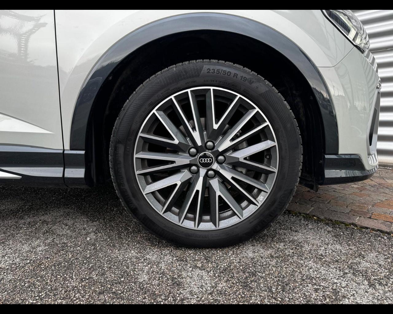 AUDI Q3 SPORTBACK 35 TDI S-TRONIC S-LINE